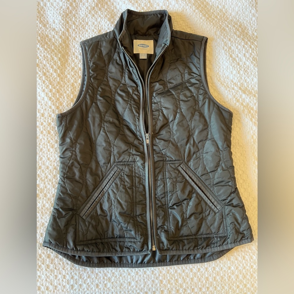 Black Lightweight Old Navy Puffer Vest, Size S